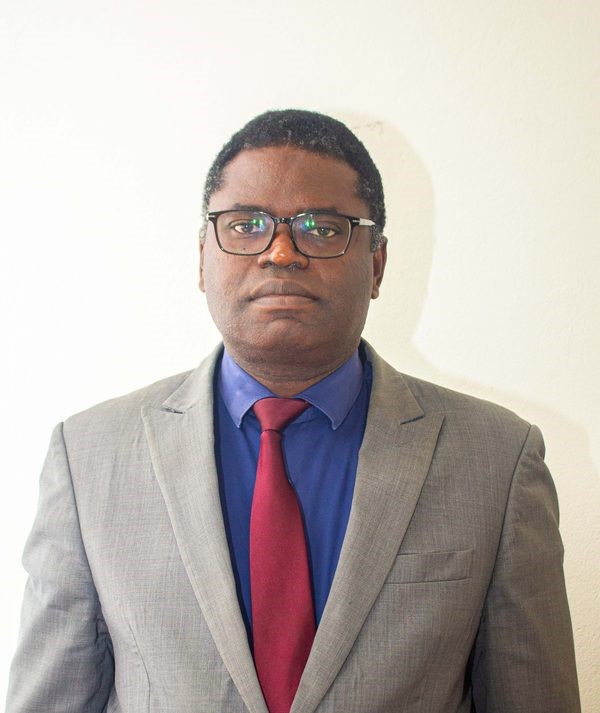 Prof. Doutor Lateiro Salvador de Sousa